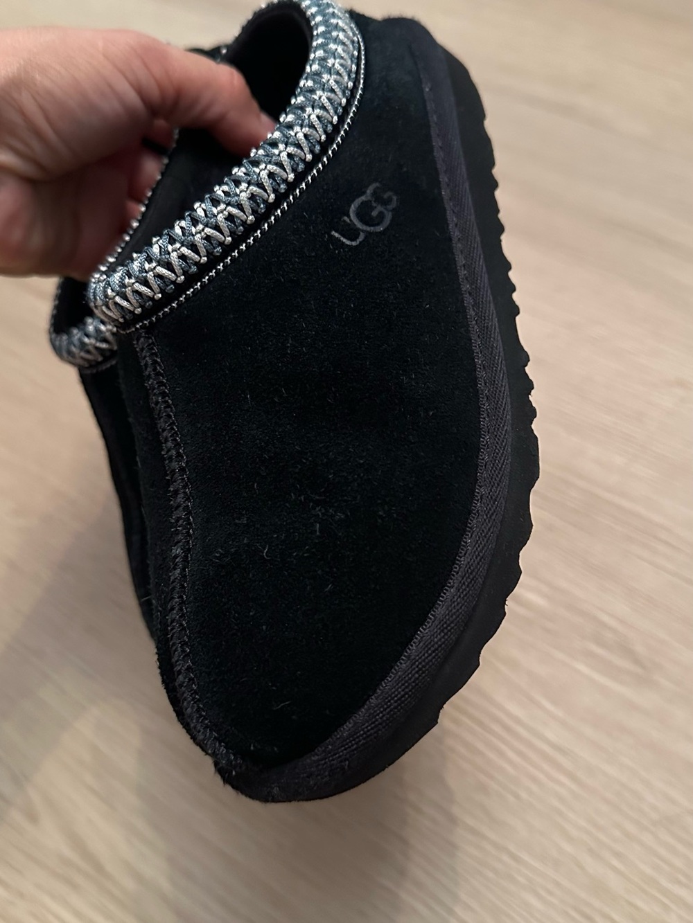 UGG - Picture 7 of 10